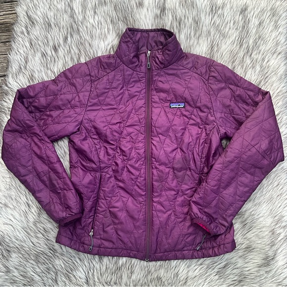 Patagonia lightweight jacket full zip.women’s size M color guinda. - Picture 2 of 12